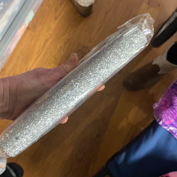 GIFTS Glitter Wallets LAST ONE‼️ - Picture 7 of 17